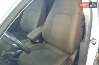 Универсал Volkswagen Passat 2012 в 