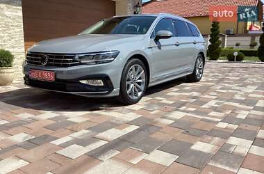 Універсал Volkswagen Passat 2024 в Виноградові