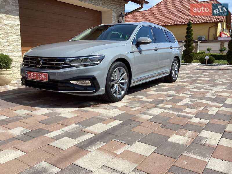 Volkswagen Passat 2024