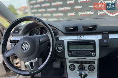 Универсал Volkswagen Passat 2010 в 