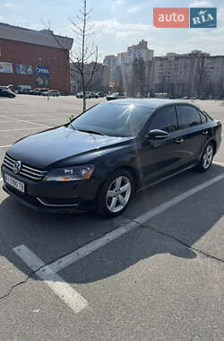 Седан Volkswagen Passat 2011 в 