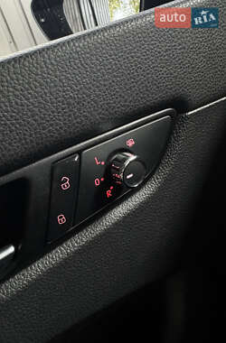Седан Volkswagen Passat 2011 в 