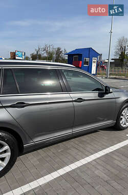 Універсал Volkswagen Passat 2016 в 