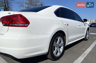 Седан Volkswagen Passat 2015 в 