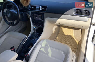 Седан Volkswagen Passat 2015 в 