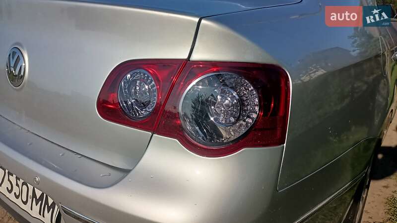 Седан Volkswagen Passat 2006 в Буске