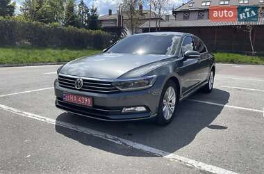 Седан Volkswagen Passat 2016 в 