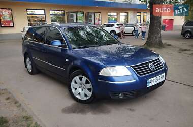 Універсал Volkswagen Passat 2002 в Житомирі