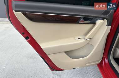Універсал Volkswagen Passat 2011 в 