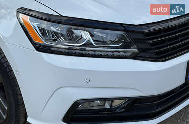Седан Volkswagen Passat 2016 в 