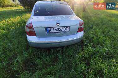 Седан Volkswagen Passat 2004 в 
