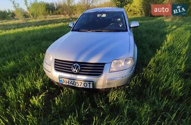 Седан Volkswagen Passat 2004 в 