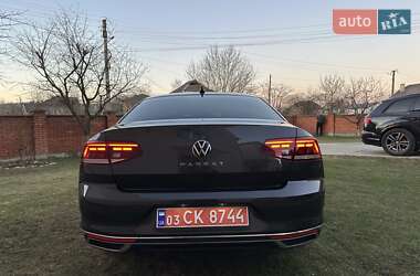 Седан Volkswagen Passat 2021 в 