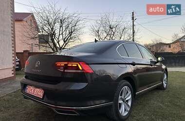 Седан Volkswagen Passat 2021 в 