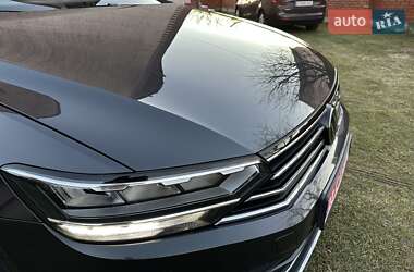 Седан Volkswagen Passat 2021 в 
