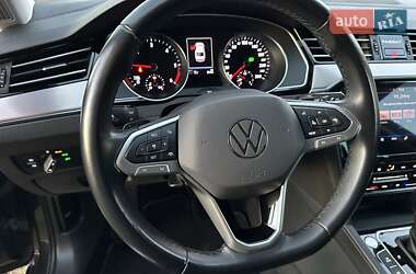 Седан Volkswagen Passat 2021 в 