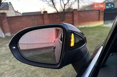 Седан Volkswagen Passat 2021 в 
