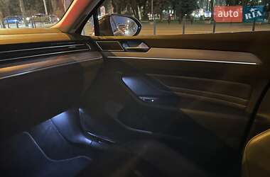 Седан Volkswagen Passat 2021 в 