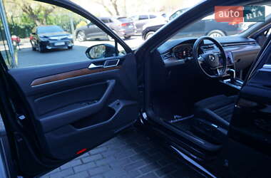 Седан Volkswagen Passat 2019 в 