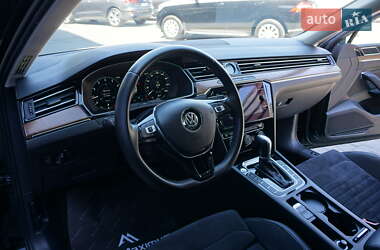 Седан Volkswagen Passat 2019 в 