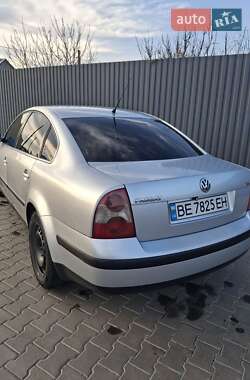 Седан Volkswagen Passat 2001 в Южноукраинске
