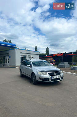Універсал Volkswagen Passat 2005 в Сумах