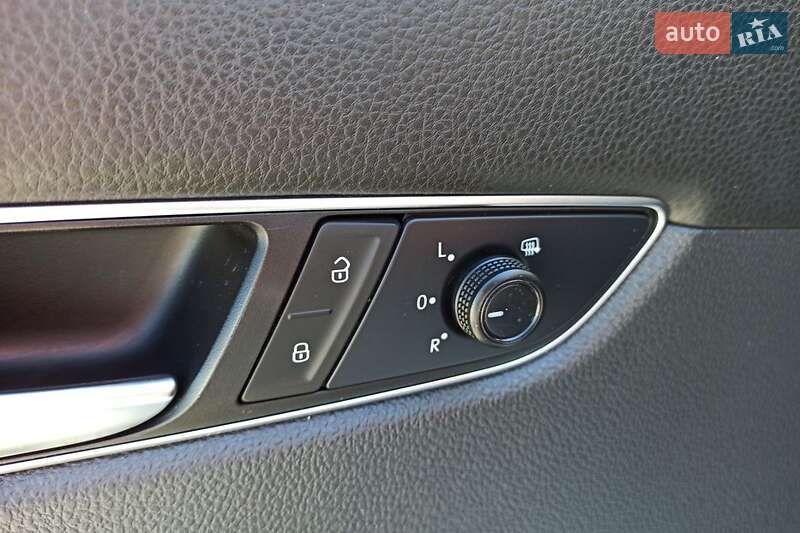 Седан Volkswagen Passat 2017 в Львове