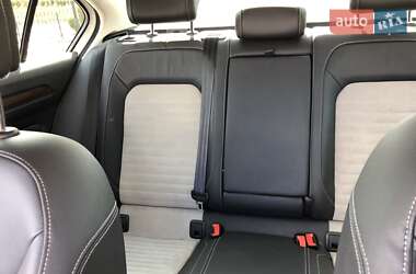 Седан Volkswagen Passat 2016 в 