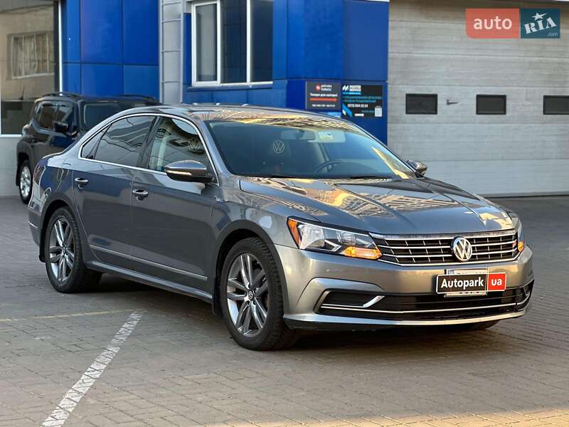 Седан Volkswagen Passat 2016 в Одесі