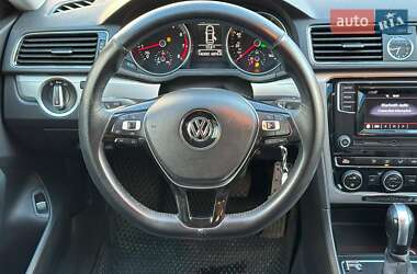 Седан Volkswagen Passat 2016 в 