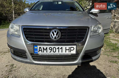 Універсал Volkswagen Passat 2009 в 