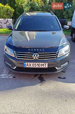 Універсал Volkswagen Passat 2012 в 