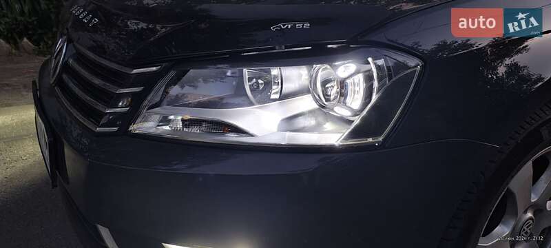 Универсал Volkswagen Passat 2012 в Харькове