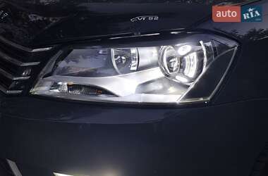 Універсал Volkswagen Passat 2012 в 