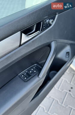 Седан Volkswagen Passat 2014 в 