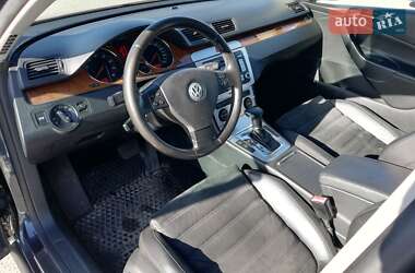 Седан Volkswagen Passat 2008 в Києві