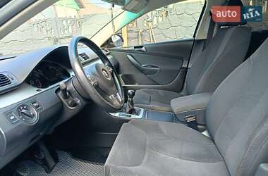 Универсал Volkswagen Passat 2010 в 