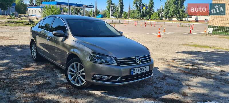 Седан Volkswagen Passat 2014 в Кременчуці