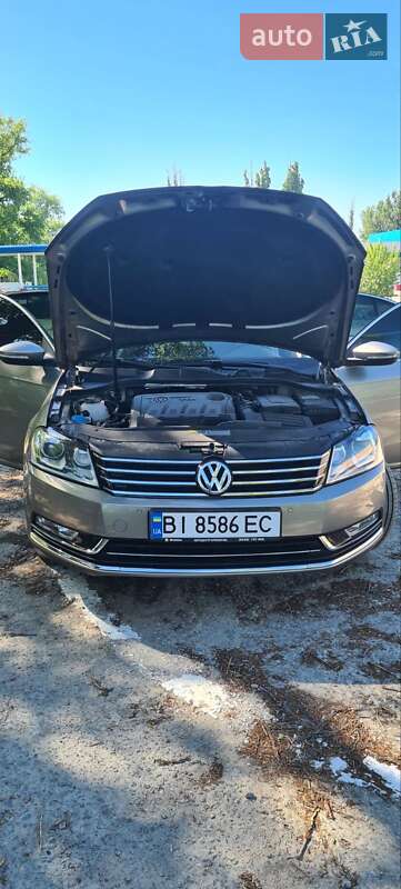 Седан Volkswagen Passat 2014 в Кременчуці