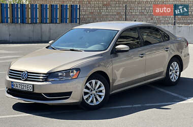 Седан Volkswagen Passat 2015 в Киеве
