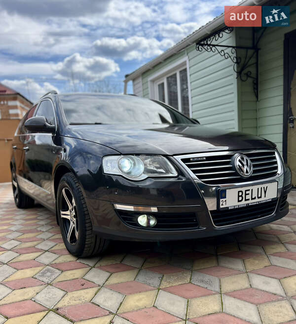 Універсал Volkswagen Passat 2010 в Валках