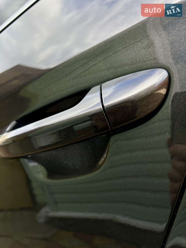 Універсал Volkswagen Passat 2010 в Валках
