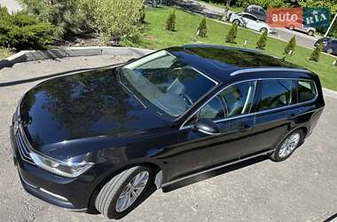 Універсал Volkswagen Passat 2018 в 