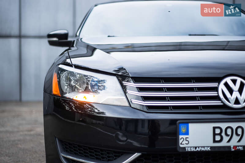Седан Volkswagen Passat 2012 в Киеве