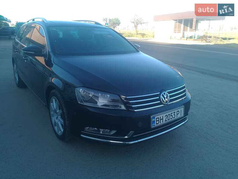 Volkswagen Passat 2011