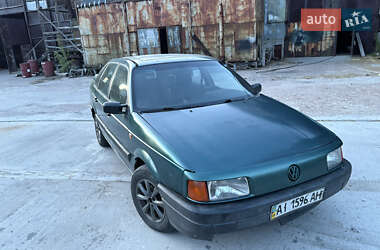 Седан Volkswagen Passat 1991 в Житомире