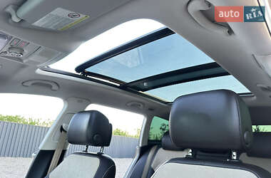Універсал Volkswagen Passat 2012 в 