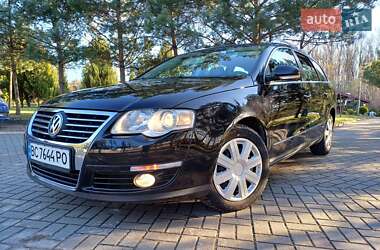 Універсал Volkswagen Passat 2008 в 