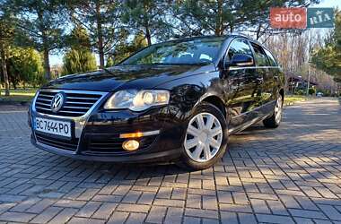 Універсал Volkswagen Passat 2008 в 