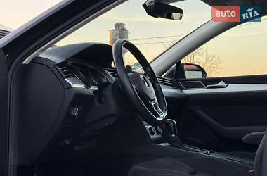 Универсал Volkswagen Passat 2017 в 